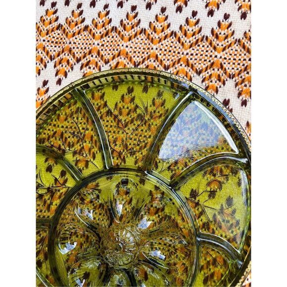Indiana Glass Green Deviled Egg and Relish Platter - Picture 3 of 6
